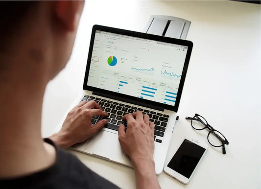 Kickstart Your Success: Setting Realistic Goals for Your Shopify Store - BPlanMaker