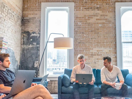 Mastering the Art of Presenting Your Business Plan to Investors - BPlanMaker
